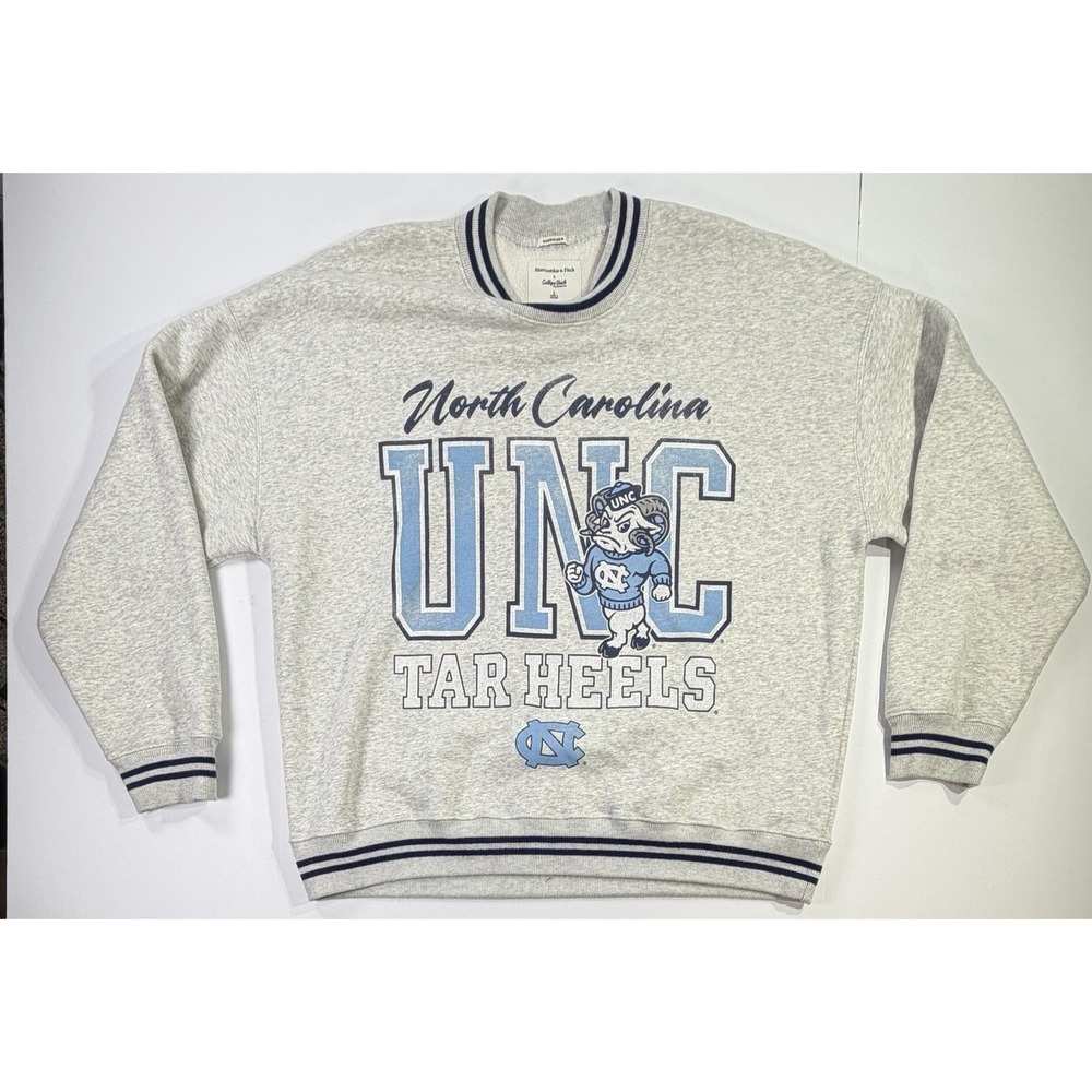 Abercrombie & Fitch UNC Tar Heels Oversized Crewneck Sweatshirt L